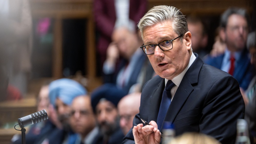 UK, France agree three-year deal to stop migrant crossings